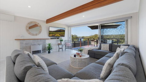 Riverside Retreat, Coolangatta, Near Seven Mile Beach - Accommodation Mermaid Beach 1