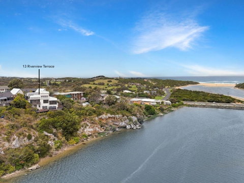 Riverview - Accommodation Mermaid Beach 1