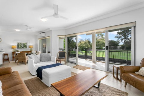 Riviera Noosa Resort - Accommodation Mermaid Beach 1