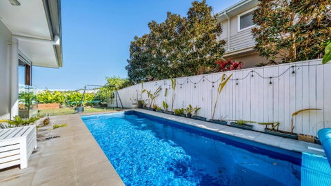 Riviera - Pool & Quick Walk To Centre - Accommodation Mermaid Beach 1