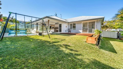Riviera - Pool & Quick Walk To Centre - Accommodation Mermaid Beach 0
