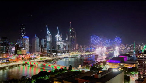 Riverview Haven Prime Spot For NY Fireworks - Accommodation Mermaid Beach 2