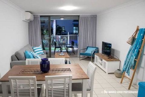 Sand Dunes Resort Stunning Beachfront Apartment - Accommodation Mermaid Beach 3
