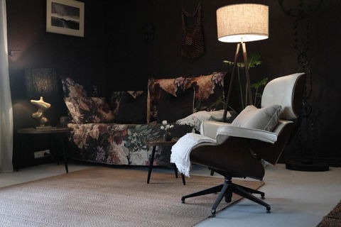 Romantic Wooden Nature Cabin Overlooking Forest & Crystal Clear River - Accommodation Mermaid Beach 2