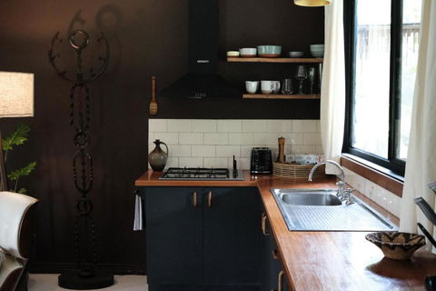 Romantic Wooden Nature Cabin Overlooking Forest & Crystal Clear River - Accommodation Mermaid Beach 3