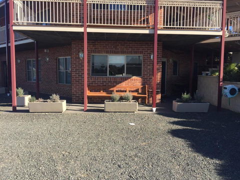 Robin Hill Retreat - Accommodation Mermaid Beach 3