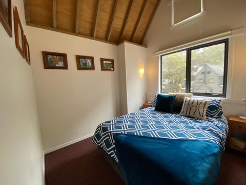 Ropers - Accommodation Mermaid Beach 2