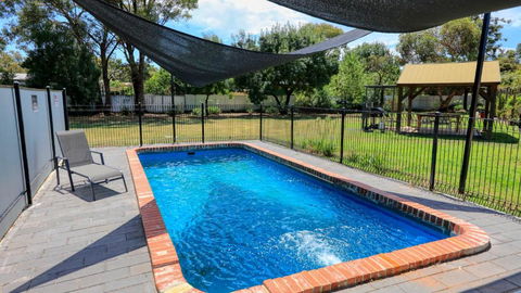 Rose City Motor Inn - Accommodation Mermaid Beach 2