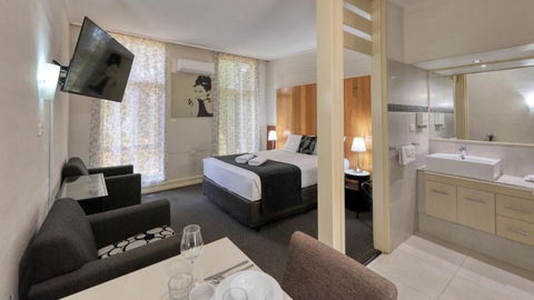 Rose City Motor Inn - Accommodation Mermaid Beach 1