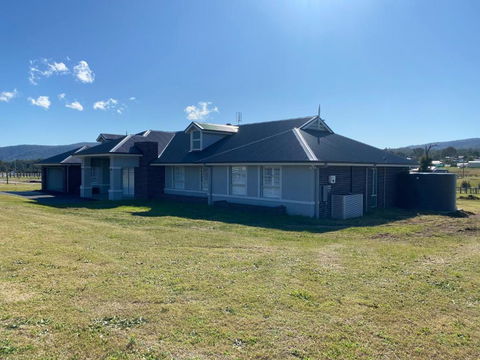 Rosehill Vines - Accommodation Mermaid Beach 0