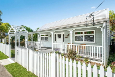 Rosemill Cottage - Mobility Friendly Accommodation Never Looked Better! - Accommodation Mermaid Beach 0