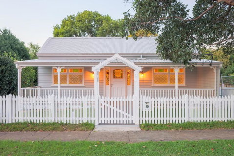 Rosemill Cottage - Mobility Friendly Accommodation Never Looked Better! - Accommodation Mermaid Beach 3