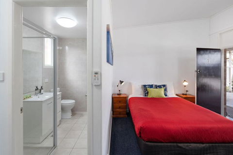 Royal Motel Tenterfield - Accommodation Mermaid Beach 1