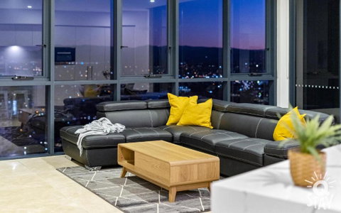 Ruby - 2 Bedroom Penthouse In Surfers Paradise! - Accommodation Mermaid Beach 0