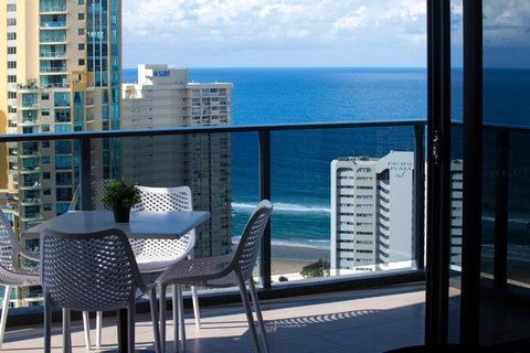 Ruby Apartments - Self Contained, Privately Managed Apartments - Accommodation Mermaid Beach 0