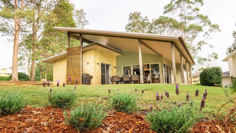 RUST - Accommodation Mermaid Beach 1