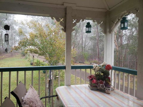 Rustic Sunflower - Accommodation Mermaid Beach 1