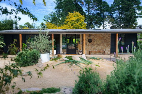 SABLE MAE Luxury Rustic Ranch - Accommodation Mermaid Beach 1