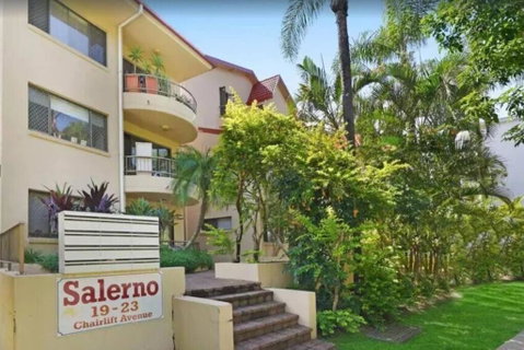 Salerno - Hosted By Burleigh Letting - Accommodation Mermaid Beach 1