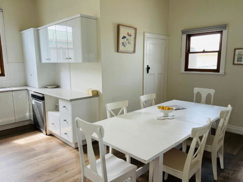 Saltwater Bungalow - WiFi - Accommodation Mermaid Beach 3