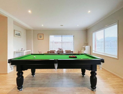 Saltwater Coast House By GoodLive - Accommodation Mermaid Beach 2