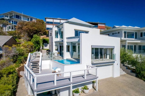 Salty Kiss I Private Properties - Accommodation Mermaid Beach 1