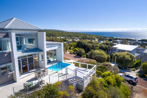 Salty Kiss I Private Properties - Accommodation Mermaid Beach 0