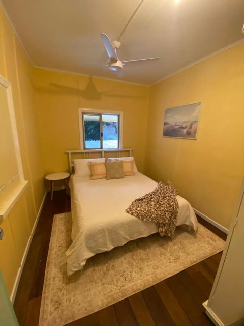 Samantha - Accommodation Mermaid Beach 3