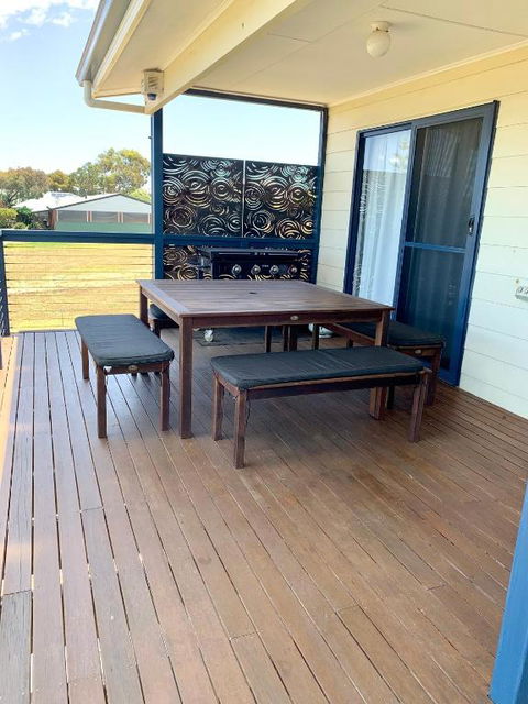 Sandcastle - A Esplanade Place, Stunning Views - Accommodation Mermaid Beach 2