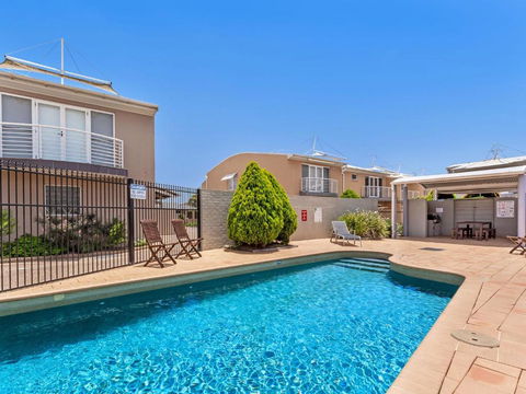 Sandcastles 7 8 Ala Moana Way - Accommodation Mermaid Beach 0