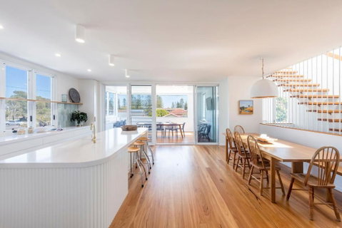Sandhurst - Oceanstays - Accommodation Mermaid Beach 0
