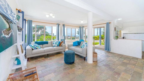 Sandilands 2 - Accommodation Mermaid Beach 3