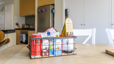 Sandpiper 9 - Close To Town And Beach - Accommodation Mermaid Beach 1