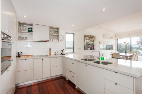 Sandy Beach One - Accommodation Mermaid Beach 3