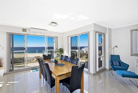 Sandy Cove Apartment The Entrance 31 - Accommodation Mermaid Beach 0