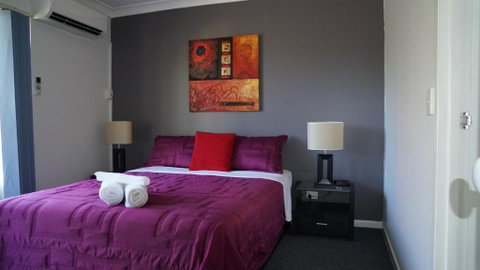 Santana Resort Surfers Paradise - Accommodation Mermaid Beach 2