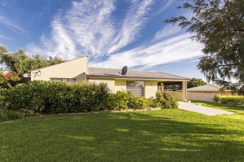 Sheoak On Wedge - Well Appointed Property Close To Beach - Accommodation Mermaid Beach 0