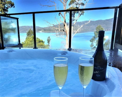 The Beach House- Private Jacuzzi And Wood Fire! - Accommodation Mermaid Beach 0