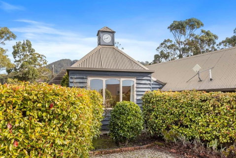 The Clocktower - Serene Stay At Herons Rise Vineyard - Accommodation Mermaid Beach 0