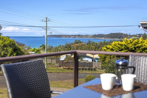Beachside Getaway - Accommodation Mermaid Beach 0