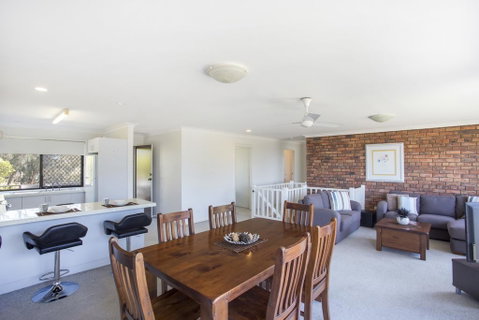 Beachside Getaway - Accommodation Mermaid Beach 3