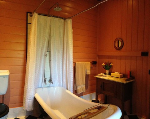Belvoir B&B Cottages - Accommodation Mermaid Beach 1