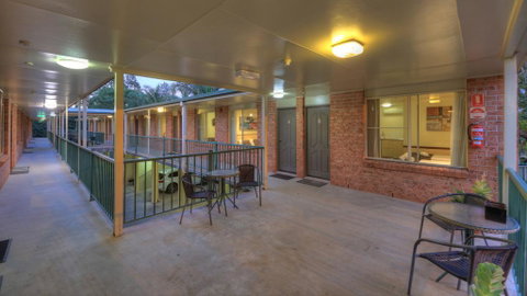 Bent Street Motor Inn - Accommodation Mermaid Beach 1
