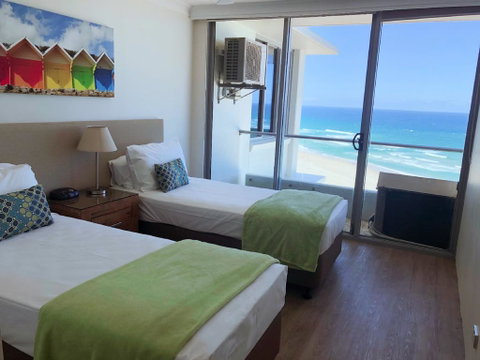 Berkeley On The Beach - Accommodation Mermaid Beach 2
