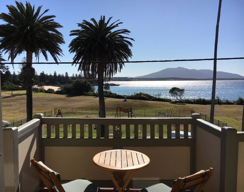 Bermagui Beach Hotel - Accommodation Mermaid Beach 0