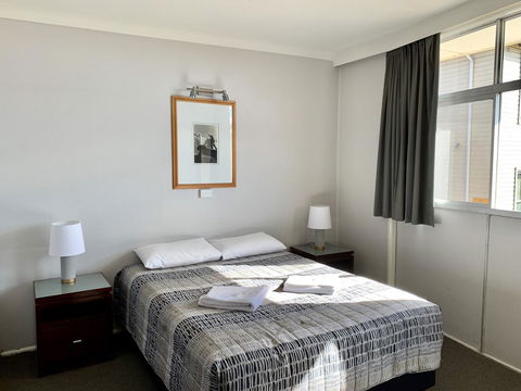 Bermagui Beach Hotel - Accommodation Mermaid Beach 2