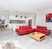 Best Central Wagga Townhouse - Accommodation Mermaid Beach