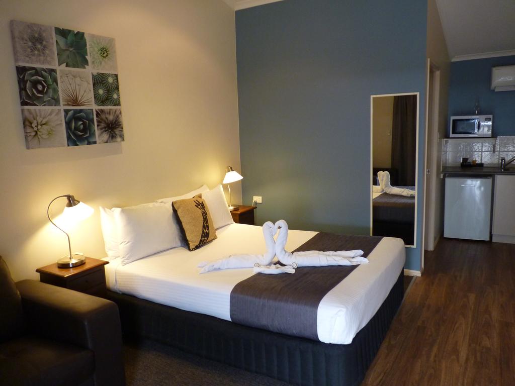 Meldale QLD Accommodation Mermaid Beach