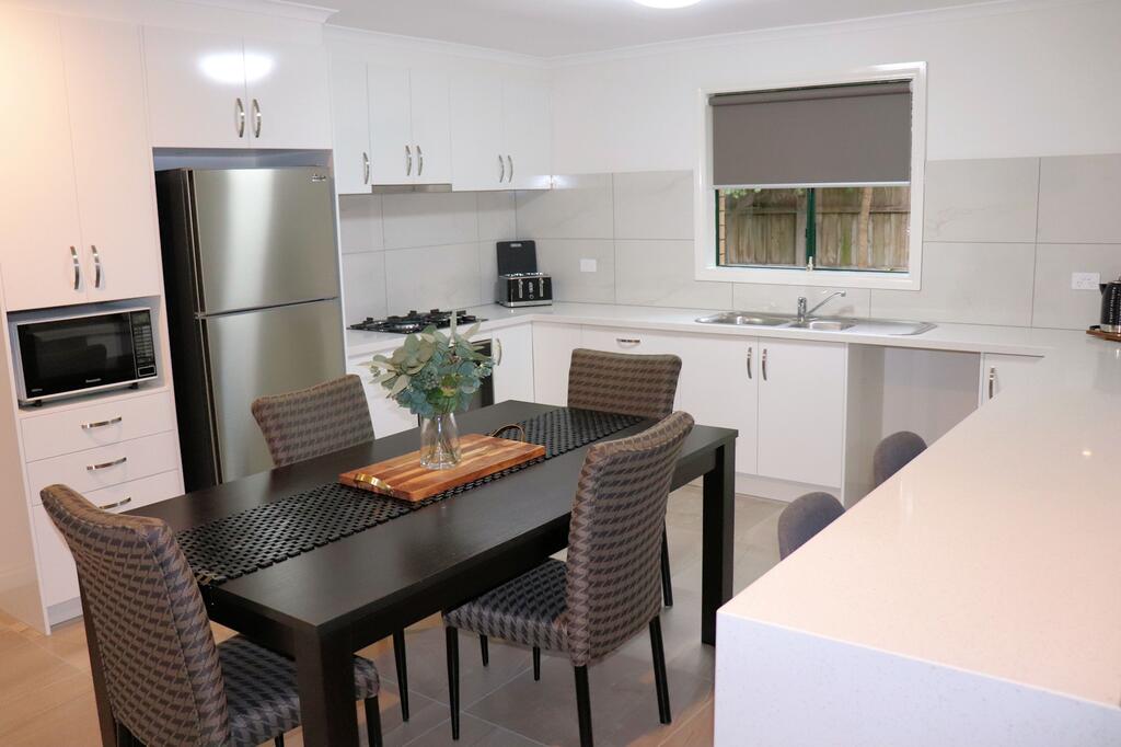 Fawkner North VIC Accommodation Mermaid Beach