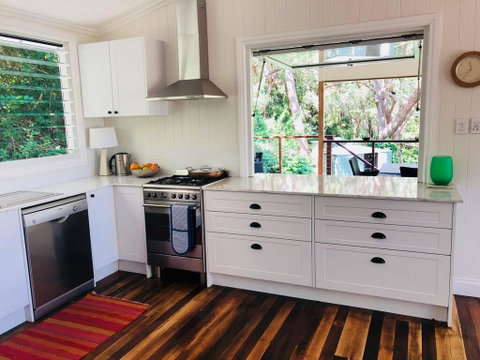 Billa Bush Cottage - Accommodation Mermaid Beach 2